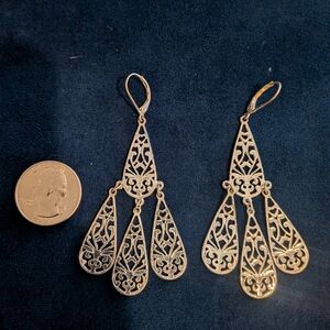 Elegant Silver Filigree Dangle Earrings